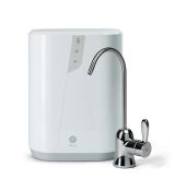 Systém na doúpravu vody s pomocným kohútikom eSpring™